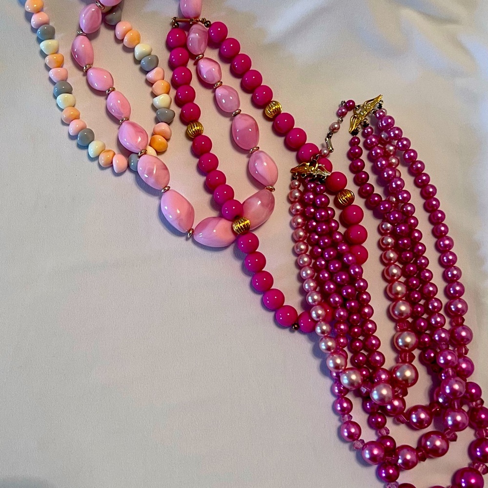 Pink Vintage choker/ short necklaces